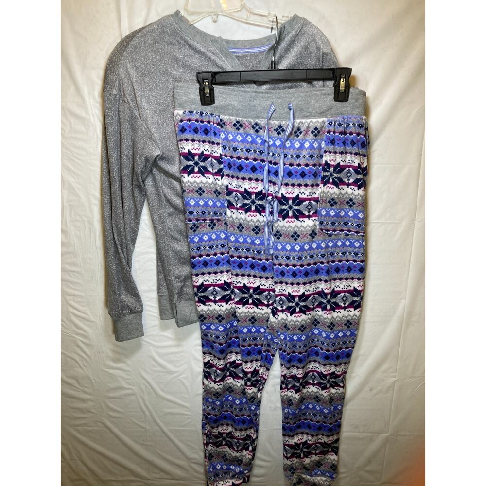 Nautica Women's 2-Piece Fleece Fabric Pajama Set, Gray, Size Medium